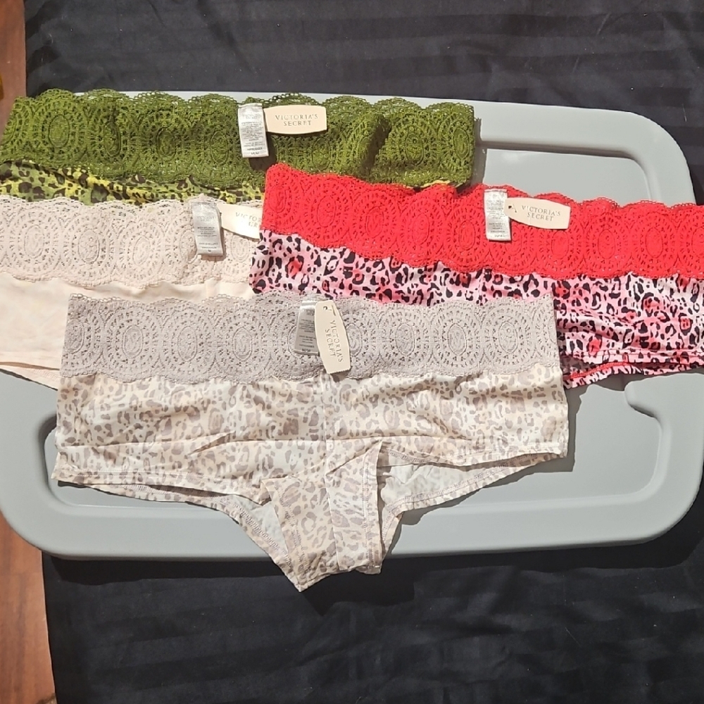 Victoria's Secret Lace Trim Hiphugger Leopard Print Lot